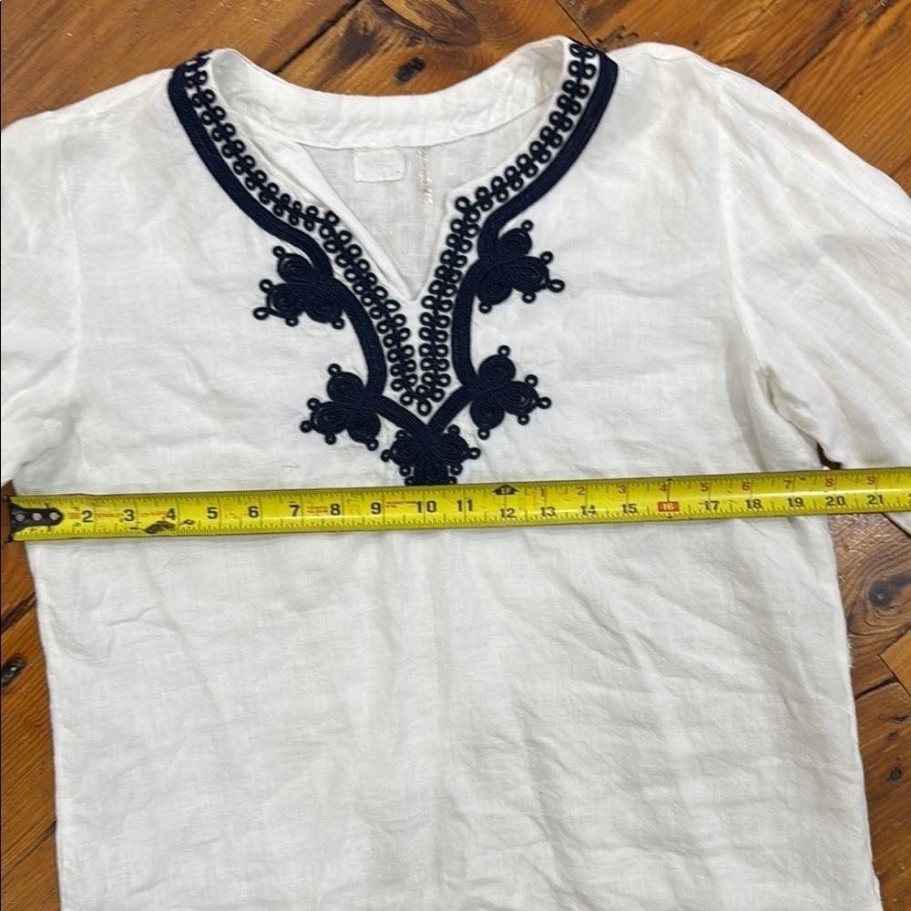 Symple NYC Tunic Embroidered Linen White and Navy Top size medium - Picture 3 of 13